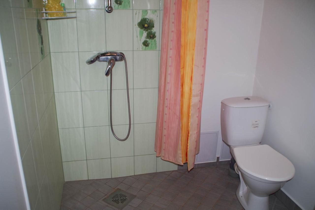 Bed and Breakfast Taehe Maja1 Вільянді Екстер'єр фото